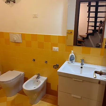 L'angolo Di Vicolo San Carlo *
